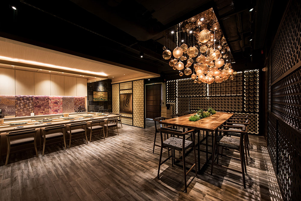 The sushi bar at Kyoku